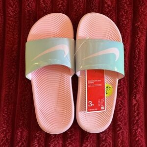 Nike Girls' Slide Sandals in Mint Green & Light Pink